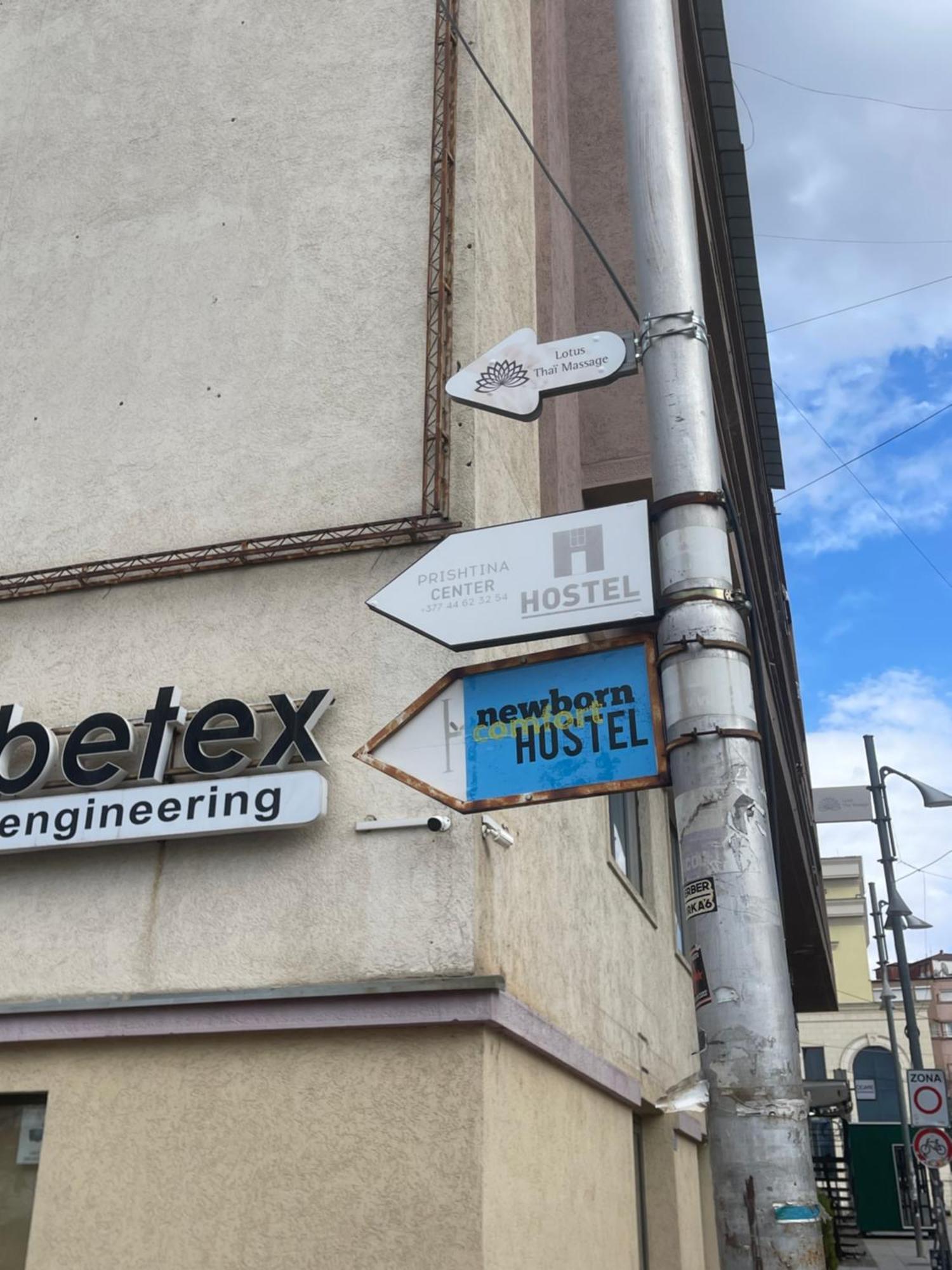 Newborn Comfort Hostel The Biggest Hostel Of Town With Best Location Pristina Eksteriør billede